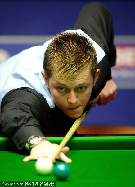 成惊险追平 成惊险追平